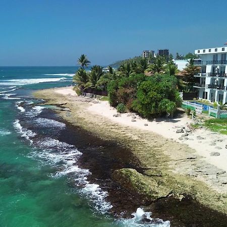Ara Beach Resort ミリッサ エクステリア 写真