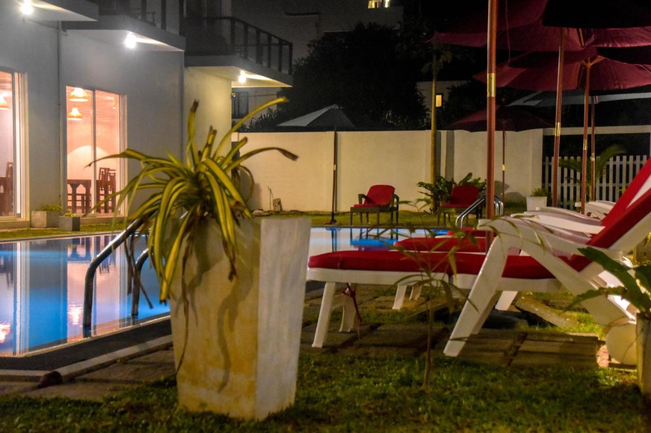 Ara Beach Resort ミリッサ エクステリア 写真