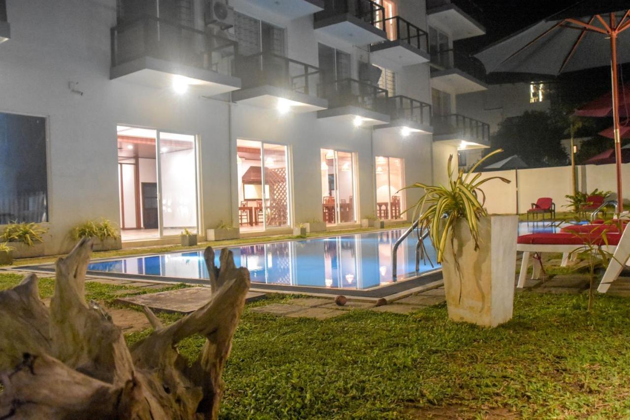Ara Beach Resort ミリッサ エクステリア 写真