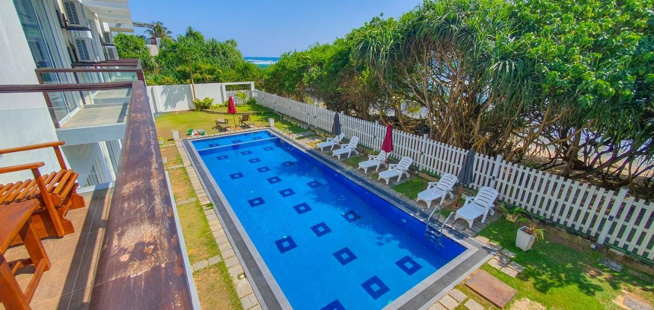 Ara Beach Resort ミリッサ エクステリア 写真