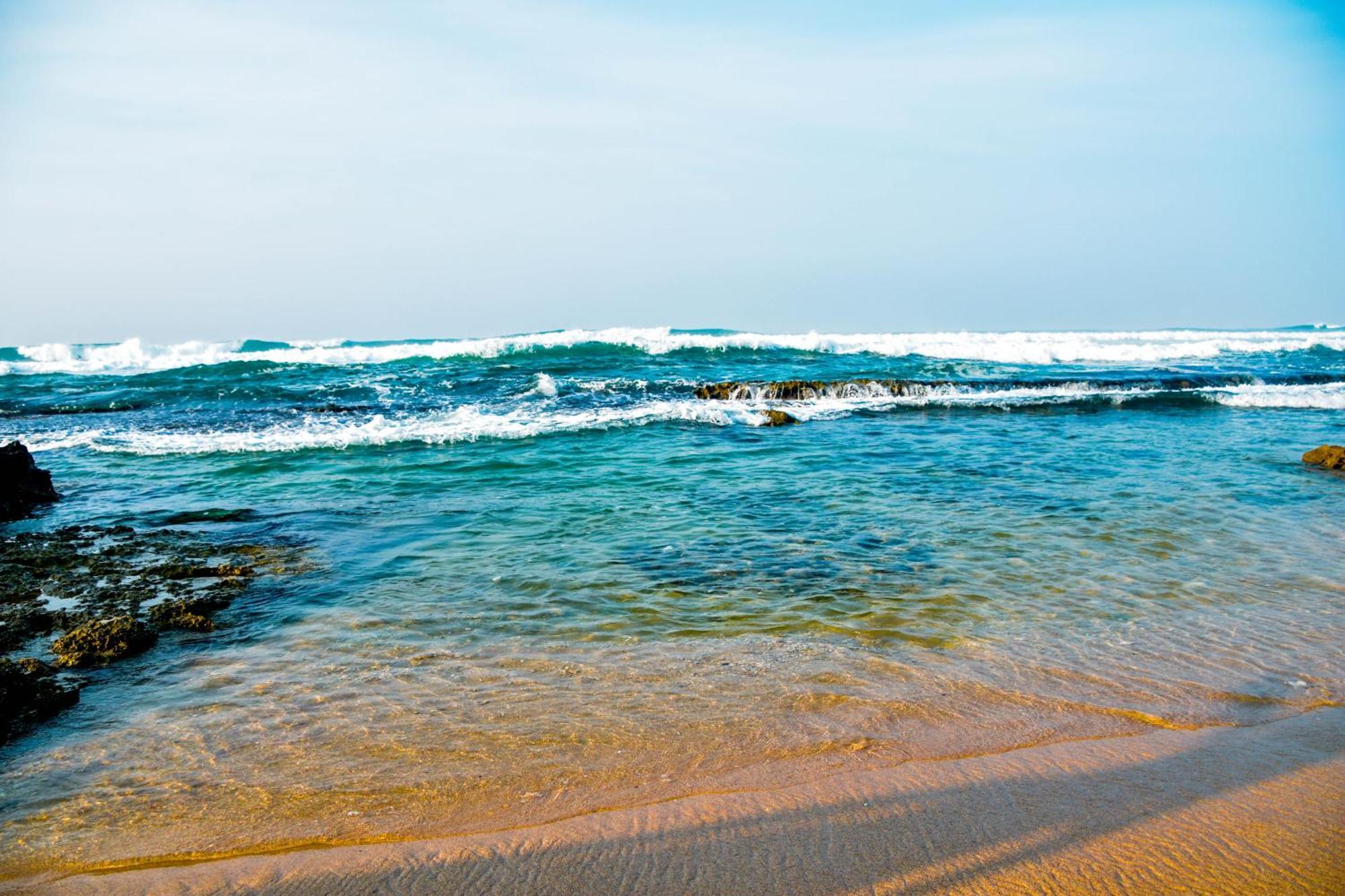 Ara Beach Resort ミリッサ エクステリア 写真